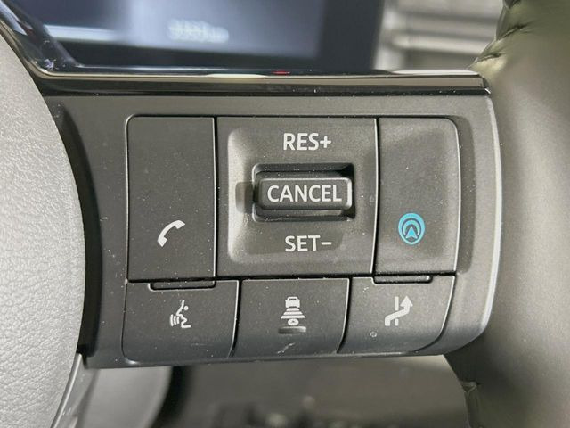 �y�v���p�C���b�g�z�������H�ł̒��������s���y��!!�a�؎��Ə��񑖍s�̃V�[���ŁA�A�N�Z���E�u���[�L�E�X�e�A�����O�������Ő��䂵�A�������^�]�̕��S���y�����Ă���܂���