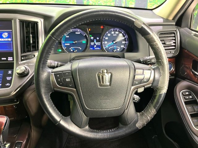 �y�����v�����X�e�A�����O�z�㎿�Ȋv���g�p���邱�ƂŁA��ɂ����������݂ƂĂ��^�]���₷���n���h���ł���