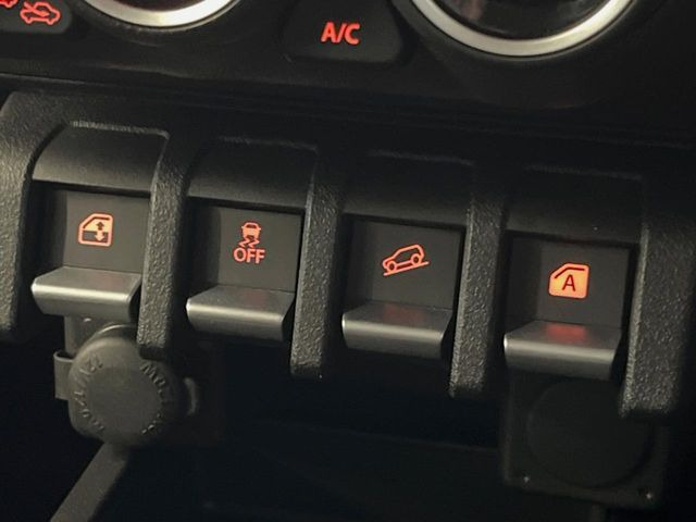 �y�_�E���q���A�V�X�g�z�}�ȍ⓹������Ƃ��Ɏ����Ńu���[�L�𐧌�A���̒ᑬ�x��ۂ��܂��B�ᓹ�∫�H�ȂǊ���₷���H�ʂ̉����ł��^�C�������b�N���Ȃ�������S!�n���h������ɏW���ł��܂�!