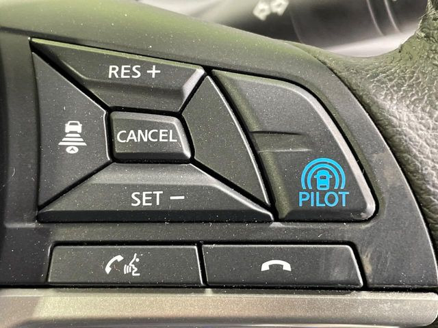 �y�v���p�C���b�g�z�������H�ł̒��������s���y��!!�a�؎��Ə��񑖍s�̃V�[���ŁA�A�N�Z���E�u���[�L�E�X�e�A�����O�������Ő��䂵�A�������^�]�̕��S���y�����Ă���܂���