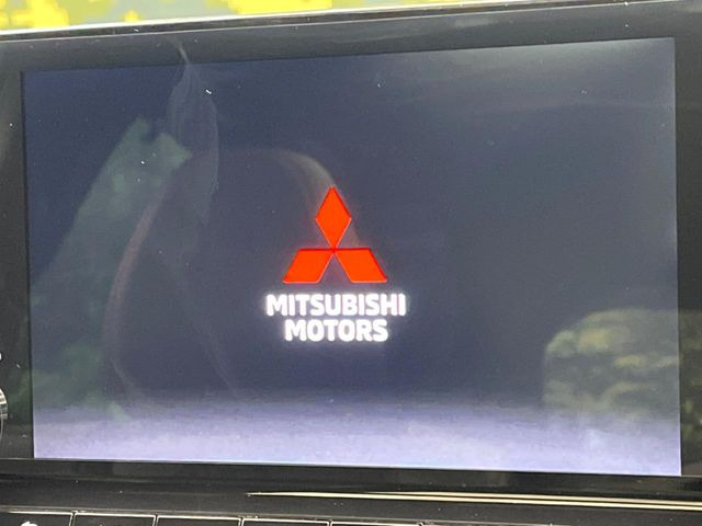 �y���[�J�[����9�^�i�r�z�C���e���A�ɗn�����ރX�^�C���b�V���ȁu��p�݌v�v���[�J�[�i�r�𑕔��􎋔F���⑀�쐫�ȂǊ�{���\�ɂ��D��A���㎿�ȃJ�[���C�t�����y���݂��������܂��B