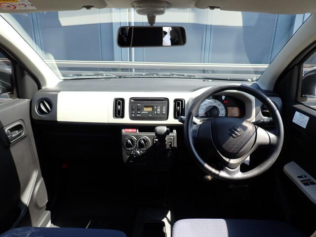 �C���p�l�摜�ɂȂ�܂��B�ԓ��͐��Ǝ҂ɂĎ����N���[�j���O�{�H�ς݂Ȃ̂ŁA��ϐ����ł��B