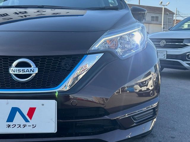 �yLED�w�b�h���C�g�z���V����ԑ��s�����ǍD�Ȏ��E���m�ۂ����S���ĉ^�]�ł��鍂�P�xLED�w�b�h���C�g�𑕔�!�_�����x�������A����d�͂��}�����Ă��܂��B