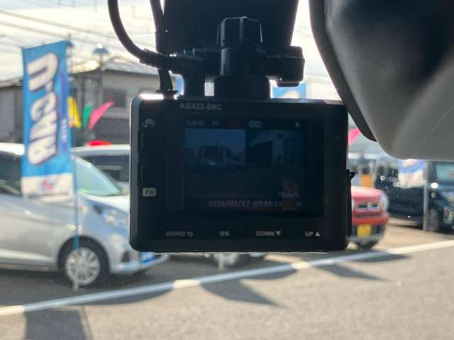 �O��h���C�u���R�[�_�[�t��