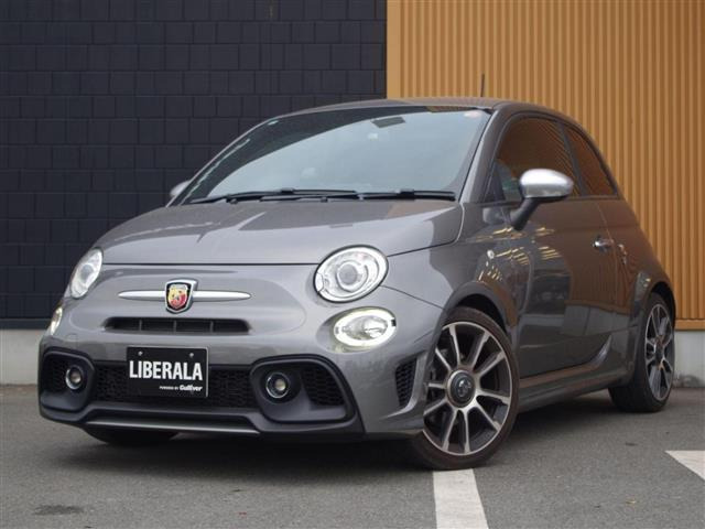 アバルト595ツーリズモ