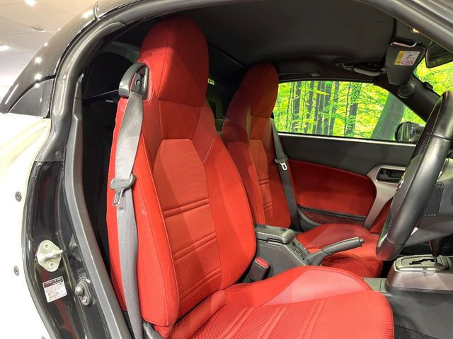 �y��p�X�|�[�c�V�[�g�z�z�[���h���ɗD��A�J�[�u���̑̂������}�����Ă���܂��B�܂��A�̂Ƀt�B�b�g���邩�獘��w�������ɂ����A�����O�h���C�u�⍂�����s�ł����K�ɂ��߂������������܂���