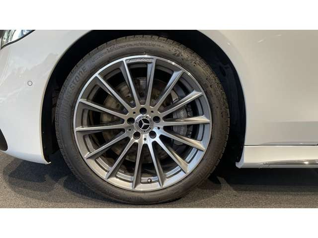 SクラスS450d 4マチック AMGラインパッケージ(ISG) 4WD