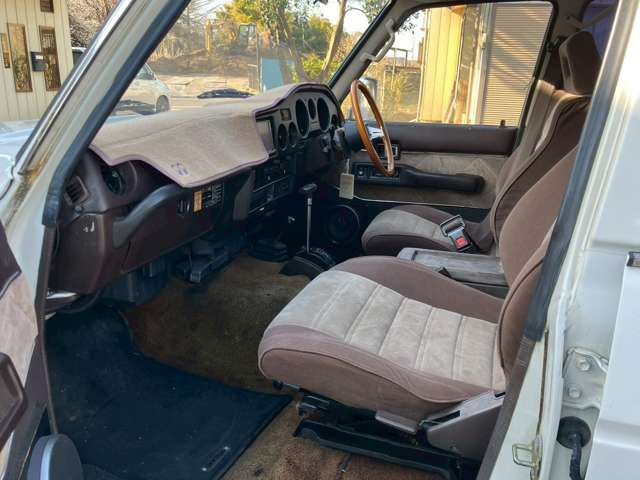 �C�ɂȂ邨�Ԃ�����܂�����E�̓d�b�ԍ����璼�ڂ��X�ɂ��₢���킹���������B�x�����@����ԗ����A��Ԃ܂łȂ�ł������������Ē����܂��B�X�^�b�t�ꓯ���A�����҂����Ă���܂��B