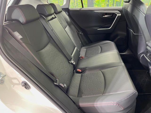 �L�X�Ƃ���2��ڃV�[�g�͋��Z���������A���S�n�����K!�F�B��Ƒ��Ƃ̂��o�����ɂ҂�����ł��B�x�r�[�V�[�g��`���C���h�V�[�g�g�p�������K�ɂ��߂�������������\���ȋ�Ԃ��m�ۂ��Ă��܂��B