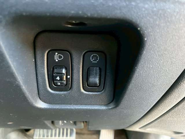 �C�ɂȂ邨�Ԃ�����܂�����E�̓d�b�ԍ����璼�ڂ��X�ɂ��₢���킹���������B�x�����@����ԗ����A��Ԃ܂łȂ�ł������������Ē����܂��B�X�^�b�t�ꓯ���A�����҂����Ă���܂��B