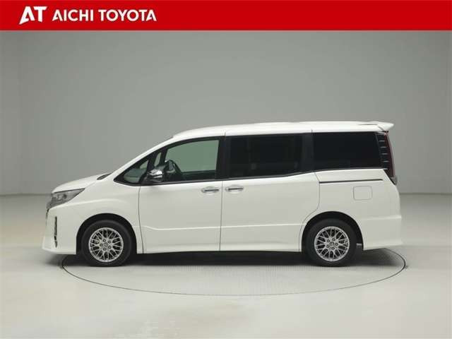 ノア1.8 ハイブリッド Si W×B II