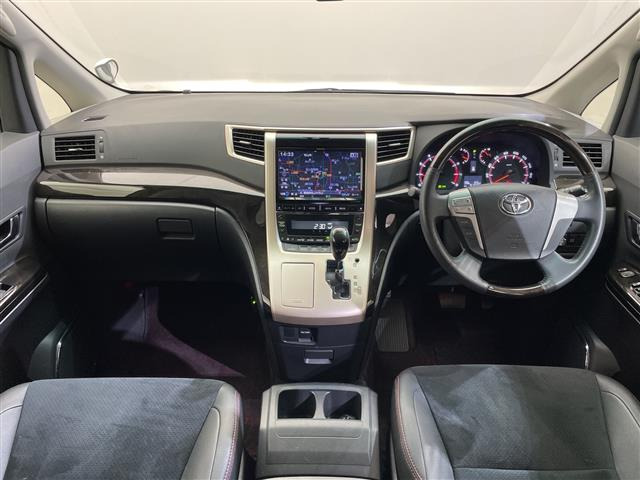 ヴェルファイア2.4 Z ゴールデンアイズ