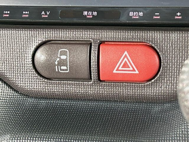 �y�p���[�X���C�h�h�A�z�X�}�[�g�L�[��^�]�Ȃ̃X�C�b�`�ŃX���C�h�h�A�̊J���\���d��������͂����ăh�A���J����K�v�������A���������q�l�ł��A�d���ו��������Ă��鎞�����N�ɊJ���߂ł��܂���