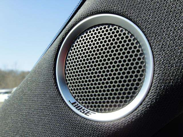 ��BOSE�T�E���h�V�X�e�����L���ȏd�ቹ�𐶂ރx�[�X�{�b�N�X�E�X�s�[�J�[!�㎿�ōL���芴�̂���_�C�i�~�b�N�ȃT�E���h�ł�!