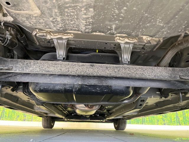 下回りがきれいなうちに、防錆加工の施工がオススメ。降雪地域はもちろん、沿岸部にお住いの方や、趣味でマリン・ウィンタースポーツをされる方にご好評いただいております。