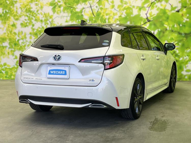 カローラツーリング1.8 ハイブリッド W×B E-Four 4WD