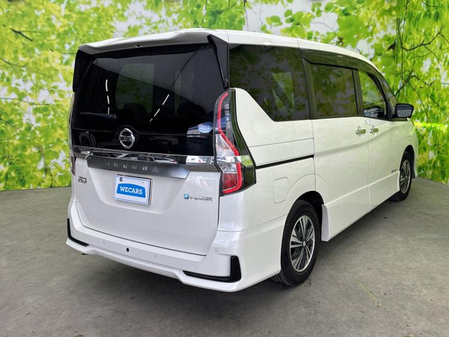 セレナ1.2 e-POWER ハイウェイスターV