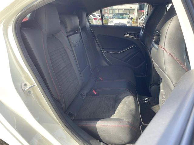 ���㕔���Ȃ��C�ɂȂ�悤�ȃL�Y�E�����ւ��蓙�A�傫�ȃ_���[�W�͂Ȃ��A�ǍD�ȏ�Ԃł��B