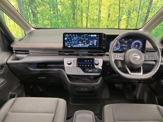 セレナ1.4 e-POWER ハイウェイスターV