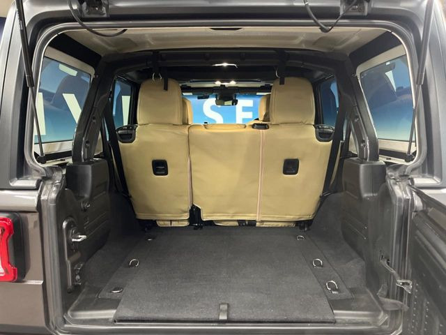 ���g�����N���[��:����L������e�X�y�[�X!���ꂾ���̍L��������΂��������⃌�W���[�Ȃǂɂ��œK�ł�!�g�p�������Ȃ����ꂢ�ȏ�Ԃ��ێ����Ă���܂��B