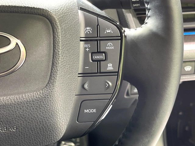 �y���[���g���[�V���O�A�V�X�g�z�������H���s���A�Ԑ�����͂ݏo�������ɂȂ�ƃ��[���̒����𑖂�悤�ɃX�e�A�����O������A�V�X�g�B�����S�ȉ^�]���T�|�[�g���Ă���܂�!