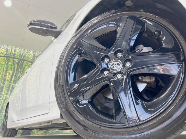 �y����17�C���`�A���~�z�C�[���z�O�ςɃ}�b�`���������A���~�z�C�[���𑕒����Ă���܂��B�e��ЊO�A���~�z�C�[����A�X�^�b�h���X�^�C�����戵�����Ă���܂��B���񂲑��k����������