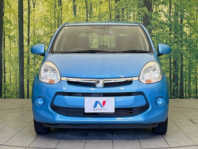 弊社では、全車『修復歴なし』のお車のみ取り扱っております。専任バイヤーによる厳選した仕入れの後、入庫後の車両チェックを行い、ネクステージが認定した高品質な中古車をご提供しております。