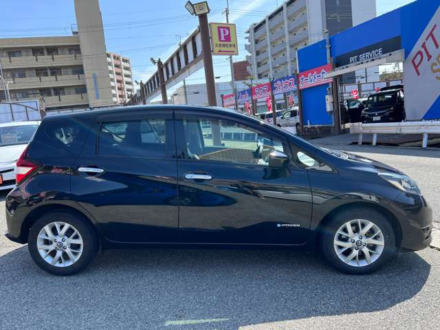 �O���[�v���݌ɐ�200��ȏ�!!�L�x�ȍ݌ɂ̒����炨�q�l�ɂ҂�����Ȉ�������Ă������܂�!!