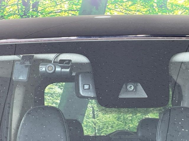 �y�O�He-Assist�z���s���ɑO���̎ԗ�����F�����A�Փ˂������Ȏ��͌x��ƃu���[�L�ŏՓˉ���Ɣ�Q�y�����A�V�X�g�B�����S�Ƀh���C�u�����y���݂��������܂��B