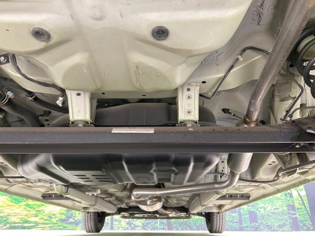 下回りがきれいなうちに、防錆加工の施工がオススメ。降雪地域はもちろん、沿岸部にお住いの方や、趣味でマリン・ウィンタースポーツをされる方にご好評いただいております。