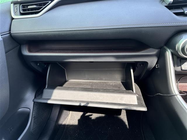 RAV42.5 ハイブリッド G E-Four 4WD