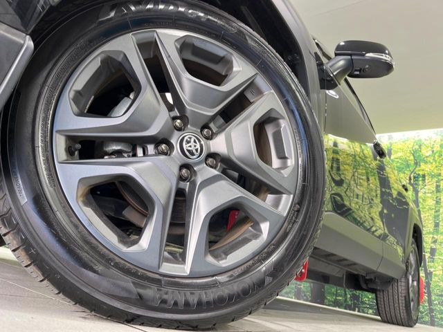 �y����19�C���`�A���~�z�C�[���z�O�ςɃ}�b�`���������A���~�z�C�[���𑕒����Ă���܂��B�e��ЊO�A���~�z�C�[����A�X�^�b�h���X�^�C�����戵�����Ă���܂��B���񂲑��k����������