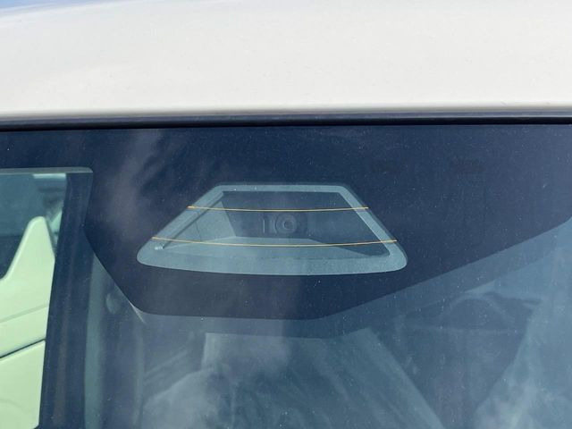 �y�X�Y�L �Z�[�t�e�B�T�|�[�g�z���s���ɑO���̎ԗ�����F�����A�Փ˂������Ȏ��͌x��ƃu���[�L�ŏՓˉ���Ɣ�Q�y�����A�V�X�g�B�����S�Ƀh���C�u�����y���݂��������܂��B