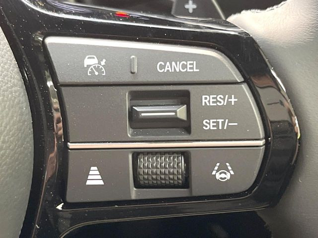 �y�A�_�v�e�B�u�N���[�Y�R���g���[���z�������H�ł̒��������s���y��!!�����ő��x��ۂN���[�Y�R���g���[�����A�Փˌy���V�X�e���ƘA�g���A�O���̎ԗ������m���ĎԊԂ�ۂ悤�ɑ��x���߂��Ă���܂�!!