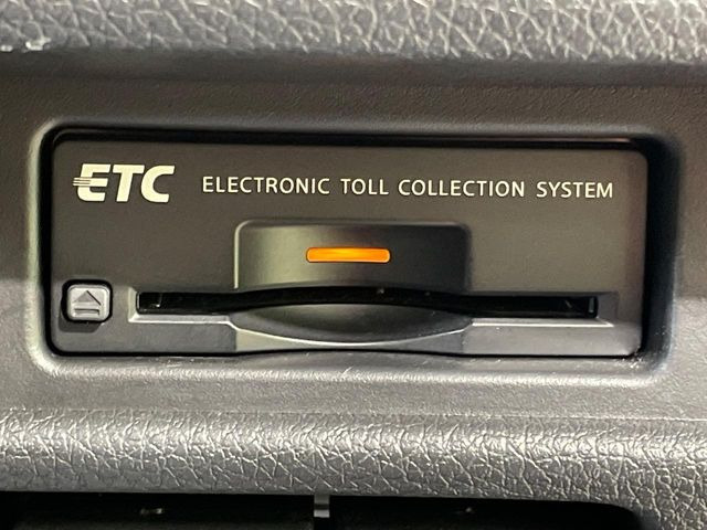 【ETC】高速道路の料金所をストレスなく通過!話題のスポットやサービスエリアに多い「スマートIC」利用時は必須のアイテムです。当店でセットアップを実施、ご納車当日からすぐにご利用いただけます!