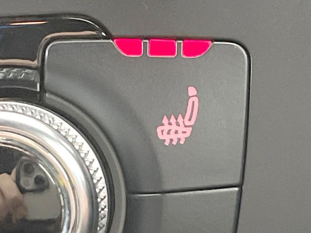 ���t�����g�V�[�g�q�[�e�B���O:�^�]�ȁE����ȋ��ɎO�i�K�Œ��߂��\�ȃV�[�g�q�[�^�[�𑕔����Ă���܂��B�G�߂��킸���K�ɂ��g�p���������܂��B