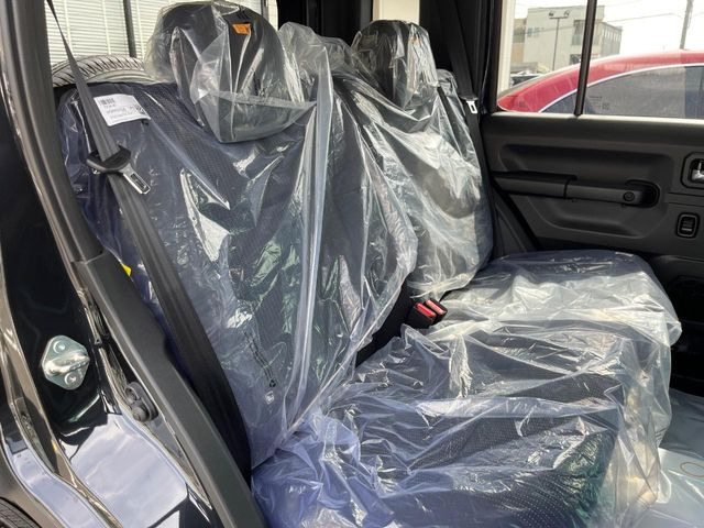 ���i���ȃI���W�i���t���A�}�b�g���I�v�V�����ɂĂ��p�ӂ��Ă���܂��B���D���ȃf�U�C����J���[�����Ԃɍ��킹�đI��ł����������Ƃ��ł��܂���