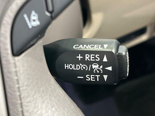 �y���[�_�[�N���[�Y�R���g���[���z�������H�ł̒��������s���y��!!�����ő��x��ۂN���[�Y�R���g���[�����A�Փˌy���V�X�e���ƘA�g���A�O���̎ԗ������m���ĎԊԂ�ۂ悤�ɑ��x���߂��Ă���܂�!!