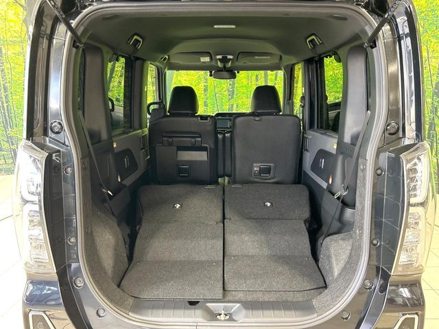 ���i�̂���������ʋ΁A���}���ɏ\���ȉ׎��X�y�[�X���m�ۂ��Ă���܂��B�Z�J���h�V�[�g��|���ƁA�傫�ȉו��̐ύڂ��\�ł���