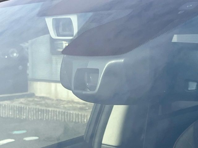 �y�A�C�T�C�gVer3�z�O���̎ԗ��������m���A�Փ˂������Ȏ��͌x��Œ��ӂ𑣂��A�u���[�L�𓥂ޗ͂��T�|�[�g�B�u���[�L�𓥂߂Ȃ������ꍇ�͏Փ˔�Q�y���u���[�L���쓮�A�Փˉ�����T�|�[�g���܂��B