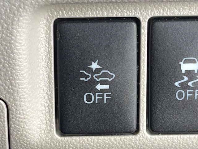 �y�X�}�[�g�A�V�X�g�z���s���ɑO���̎ԗ�����F�����A�Փ˂������Ȏ��͌x��ƃu���[�L�ŏՓˉ���Ɣ�Q�y�����A�V�X�g�B�����S�Ƀh���C�u�����y���݂��������܂��B