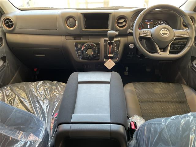 キャラバン2.4 グランドプレミアム GX ロング ディーゼル 4WD