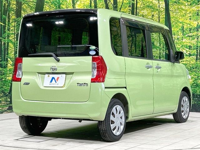 ☆全国のネクステージからお取り寄せが可能※!遠方の店舗に展示してあるクルマが気になる場合も、最寄りの店舗でご覧いただくことが可能です!是非私たちに要望をお聞かせください!※別途費用