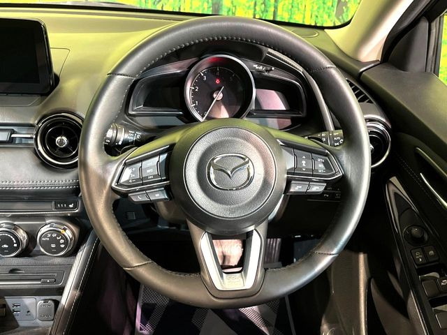 �y�����v�����X�e�A�����O�z�㎿�Ȋv���g�p���邱�ƂŁA��ɂ����������݂ƂĂ��^�]���₷���n���h���ł���