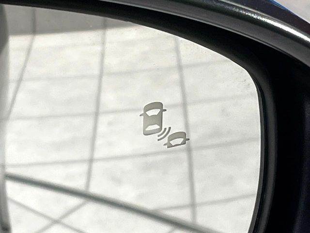 �y�u���C���h�X�|�b�g�C���t�H���[�V�����z���s���A�h�A�~���[�̎��p�ɂȂ�₷���ӏ��Ɍ㑱�Ԃ��ڋ߂���ƃT�C�h�~���[�t�߂Ɍx����\���A�h���C�o�[�ɒ��ӊ��N�����Ă���܂��B