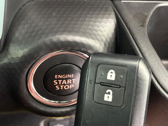 �y�L�[���X�X�^�[�g�V�X�e���z�J�o����|�P�b�g�ɓ��ꂽ�܂܂ł��h�A�̎{���E�������\�ȃX�}�[�g�L�[�𑕔��B�G���W���̃I���E�I�t�����J�M�����o���K�v����������Ƃ��Ă��֗��ł���