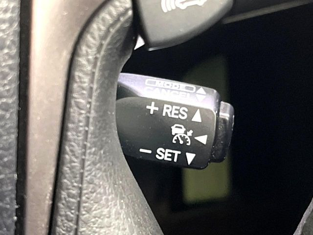 �y�N���[�Y�R���g���[���z�������H�����N���N���s�B�A�N�Z���𗣂��Ă���葬�x�ő��s���ł��A�������^�]���̕��S���y��!�����E�������ȒP�ȃX�C�b�`����Œ����ł��܂��B