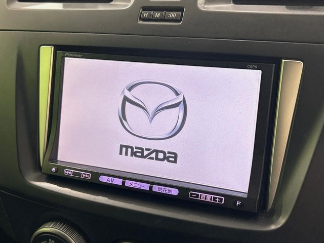 �y�����i�r�z�l�C�̏����i�r�𑕔����Ă���܂��B�i�r�̎g���₷���͂������A�I�[�f�B�I�@�\���[��!�L�����v�◷�s�͂������A�ʋ΂┃�����ȂǕ��i�̃h���C�u���y�����Ȃ�͂���