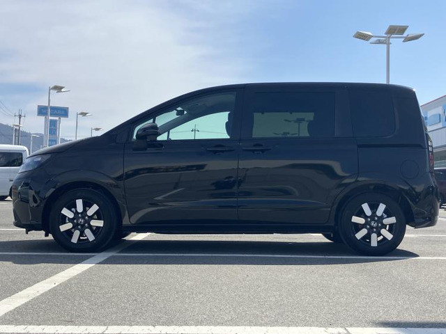 フリード1.5 e:HEV エアー EX