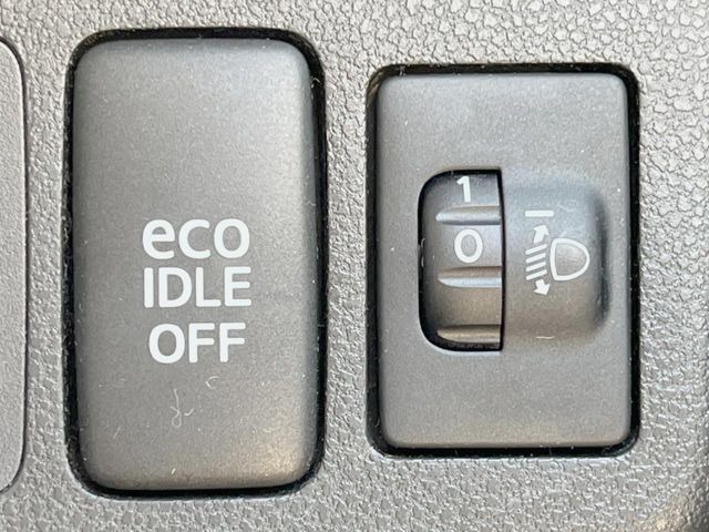 �y�A�C�h�����O�X�g�b�v�z�ԐM����a�؂Œ�Ԃ����ۂɃG���W�����~���A���ʂȔR���̏����}���܂��B�R��������ی�ɂȂ���@�\��G���W���̓u���[�L�𗣂��΍Ďn�����܂��B